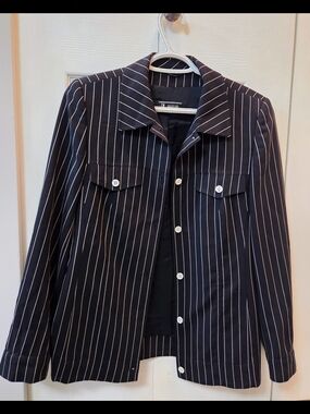 Basler Black Pinstripe Virgin Wool Jacket | Size 36 (US 4–6) | Tailored Blazer